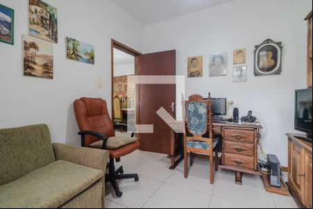 Escritório de casa à venda com 3 quartos, 272m² em Medianeira, Porto Alegre