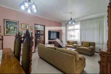 Sala de casa à venda com 3 quartos, 272m² em Medianeira, Porto Alegre