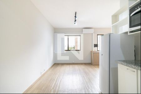 Cozinha de kitnet/studio à venda com 1 quarto, 34m² em Itaim Bibi, São Paulo