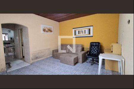 Sala de casa à venda com 2 quartos, 140m² em Nova Gerti, São Caetano do Sul