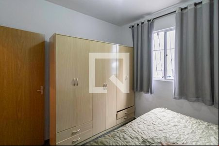 Quarto 1 de apartamento à venda com 2 quartos, 41m² em Centro, Contagem