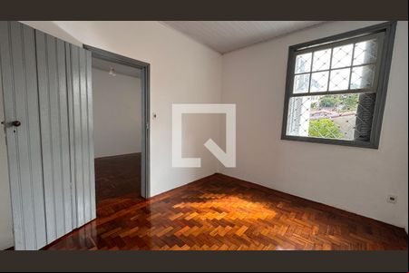 Quarto 2 de casa para alugar com 2 quartos, 220m² em Vila Marieta, Campinas