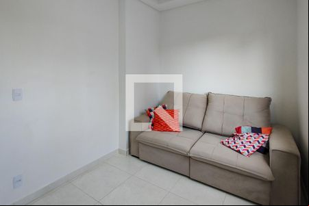 Sala de casa de condomínio para alugar com 2 quartos, 55m² em Canto do Forte, Praia Grande
