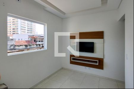 Sala de casa de condomínio para alugar com 2 quartos, 55m² em Canto do Forte, Praia Grande