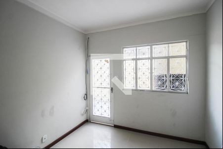 Sala de casa para alugar com 2 quartos, 70m² em Cabuis, Nilópolis