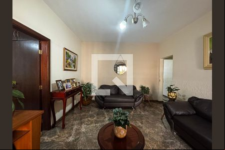 Sala 1 de casa à venda com 8 quartos, 350m² em São Geraldo, Belo Horizonte