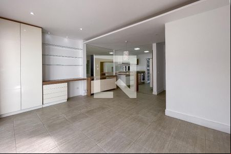 Sala de casa de condomínio à venda com 2 quartos, 100m² em Jardim Lauro Gomes, São Bernardo do Campo