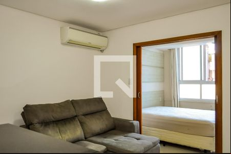 Sala de apartamento para alugar com 1 quarto, 34m² em Rio Branco, Porto Alegre