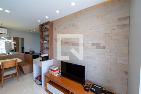 Sala de apartamento à venda com 2 quartos, 66m² em Empresarial 18 do Forte, Barueri