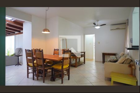 Sala de apartamento para alugar com 3 quartos, 150m² em Trindade, Florianópolis
