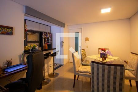Sala de apartamento à venda com 2 quartos, 67m² em Maceio, Niterói