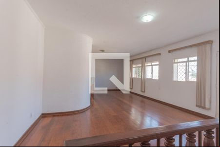 Sala de casa para alugar com 3 quartos, 240m² em Jardim Paraíso, Campinas