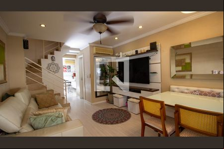 Sala de casa de condomínio para alugar com 4 quartos, 120m² em Vargem Pequena, Rio de Janeiro
