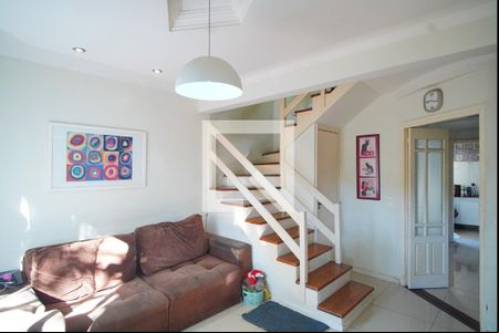 Sala de casa de condomínio à venda com 2 quartos, 77m² em Sarandi, Porto Alegre