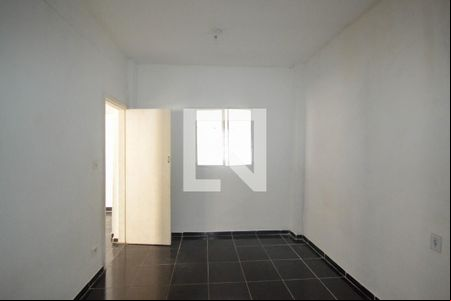 Quarto de casa para alugar com 1 quarto, 46m² em Ponto Chic, Nova Iguaçu