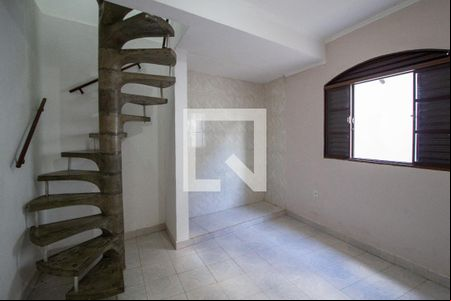 Sala de casa para alugar com 2 quartos, 180m² em Jardim Guaruja, Sorocaba