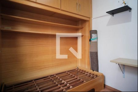 Quarto 2 de casa para alugar com 3 quartos, 110m² em Jardim Três Marias, São Paulo