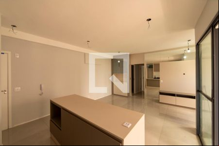 Sala/Cozinha de apartamento à venda com 2 quartos, 69m² em Alphaville, Barueri