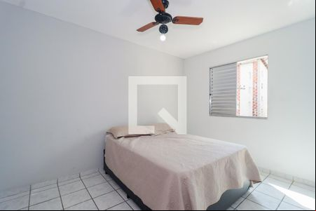 Quarto 1 de apartamento para alugar com 2 quartos, 55m² em Jd S Rosa, Taboão da Serra