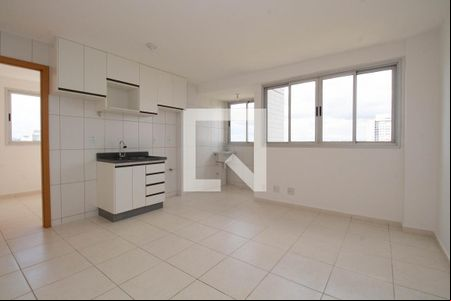Sala/Cozinha de apartamento para alugar com 1 quarto, 34m² em Samambaia, Brasília