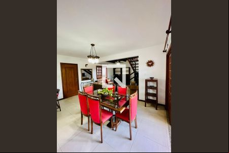 Apartamento para alugar com 2 quartos, 109m² em Jardim Armação, Salvador