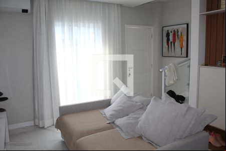 Sala de casa de condomínio para alugar com 3 quartos, 75m² em Jardim Ipes, Cotia