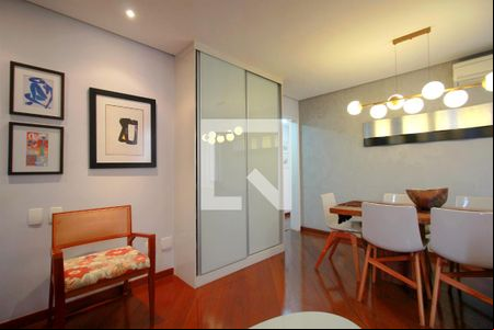 Sala de apartamento à venda com 2 quartos, 82m² em Lourdes, Belo Horizonte