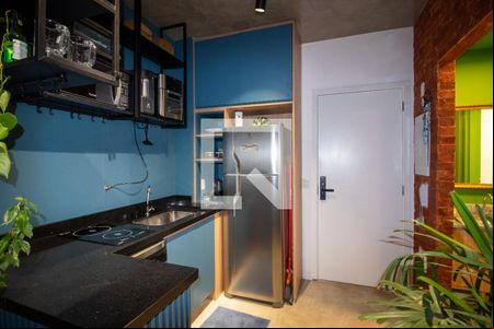 Cozinha de apartamento para alugar com 1 quarto, 31m² em Butantã, São Paulo