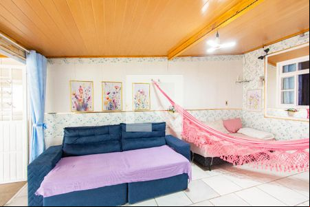 Sala de casa à venda com 2 quartos, 90m² em Rio Branco, Canoas