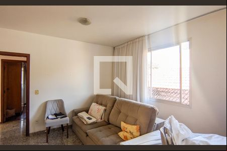 Sala de apartamento à venda com 3 quartos, 85m² em Santa Tereza, Belo Horizonte