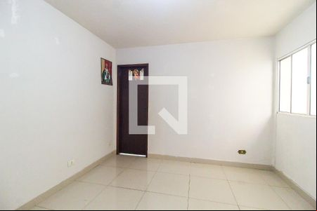 Sala de casa para alugar com 2 quartos, 70m² em Jardim Santo Antonio, São Paulo