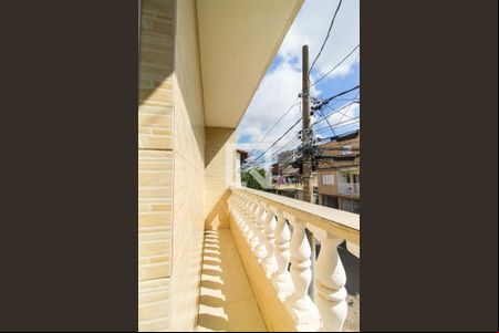 Sacada de casa para alugar com 2 quartos, 70m² em Jardim Santo Antonio, São Paulo