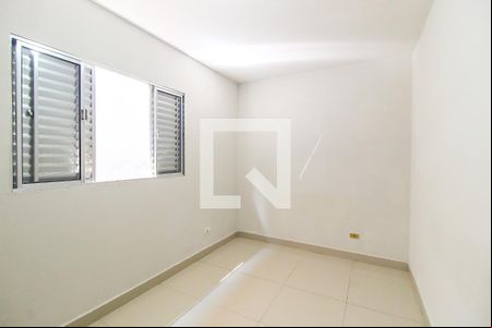 Quarto 1 de casa para alugar com 2 quartos, 70m² em Jardim Santo Antonio, São Paulo