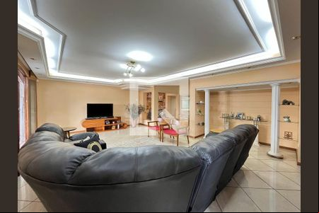 Casa à venda com 3 quartos, 332m² em Vila Galvão, Guarulhos