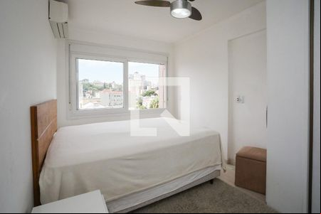 Quarto 2 de apartamento para alugar com 2 quartos, 76m² em São João, Porto Alegre