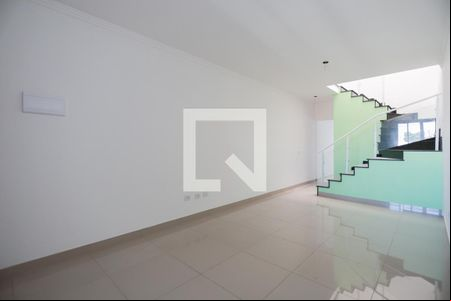 Sala de casa à venda com 3 quartos, 120m² em Vila Roque, São Paulo