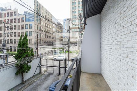 Varanda da Suíte 1 de casa de condomínio para alugar com 2 quartos, 95m² em Vila Olímpia, São Paulo