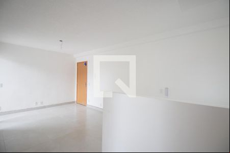 Sala de apartamento para alugar com 2 quartos, 55m² em Maria Paula, São Gonçalo