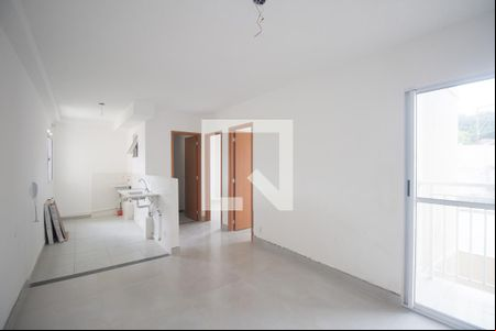 Sala de apartamento para alugar com 2 quartos, 55m² em Maria Paula, São Gonçalo