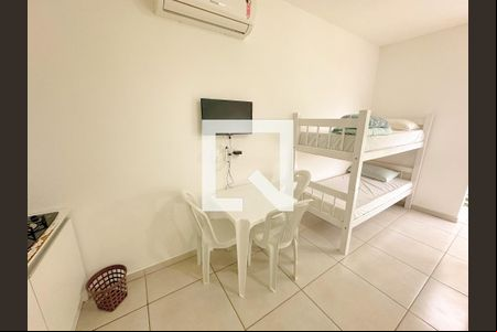 Sala de apartamento para alugar com 1 quarto, 30m² em Daniela, Florianópolis