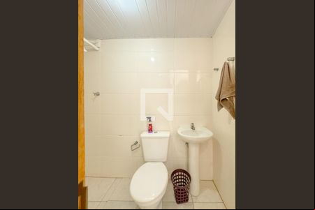 Banheiro de apartamento para alugar com 1 quarto, 30m² em Daniela, Florianópolis