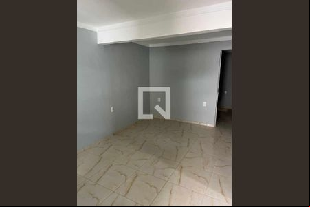 Sala de casa para alugar com 1 quarto, 55m² em Irajá, Rio de Janeiro