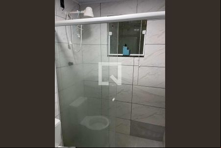 Banheiro de casa para alugar com 1 quarto, 55m² em Irajá, Rio de Janeiro