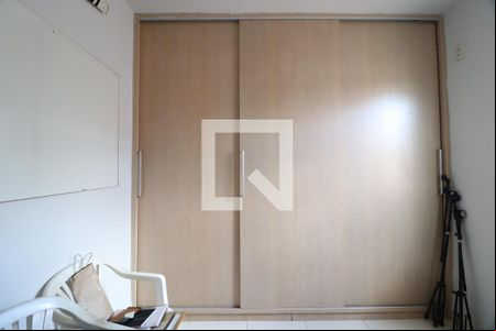 Quarto  de casa para alugar com 3 quartos, 230m² em Santa Mônica, Uberlândia
