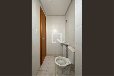 Banheiro de kitnet/studio à venda com 1 quarto, 36m² em Centro, São Leopoldo