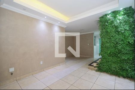 Sala de casa à venda com 3 quartos, 120m² em Ouro Preto, Belo Horizonte