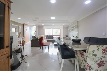 Sala de casa à venda com 3 quartos, 218m² em Jardim America, São Leopoldo