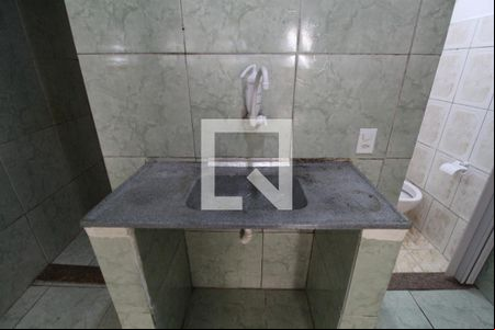 Cozinha de casa para alugar com 1 quarto, 45m² em Taquara, Rio de Janeiro