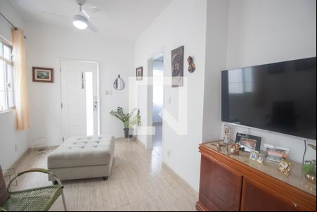 Sala de casa para alugar com 2 quartos, 180m² em Mutua, São Gonçalo