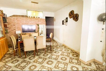Casa à venda com 3 quartos, 160m² em Vila Sao Joao, Barueri